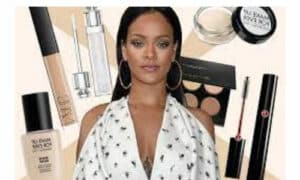 Rihanna la famosa cantante che ha lanciato una linea di cosmetici per le ragazze con la pelle scura