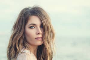 trucco estivo occhi azzurri